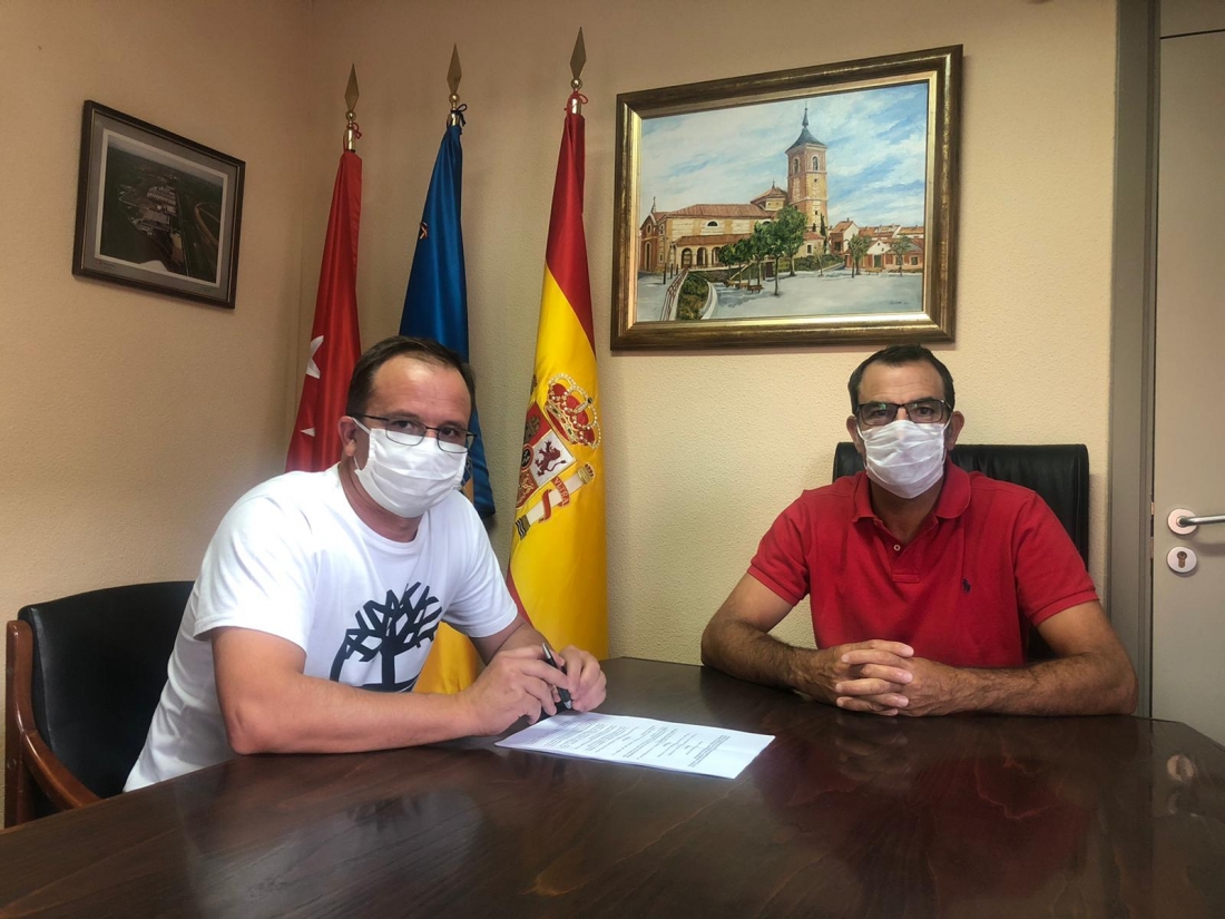 FIRMA CONVENIO COLABORACIÓN CON EL CLUB DEPORTIVO ELEMENTAL VILLA DE AJALVIR