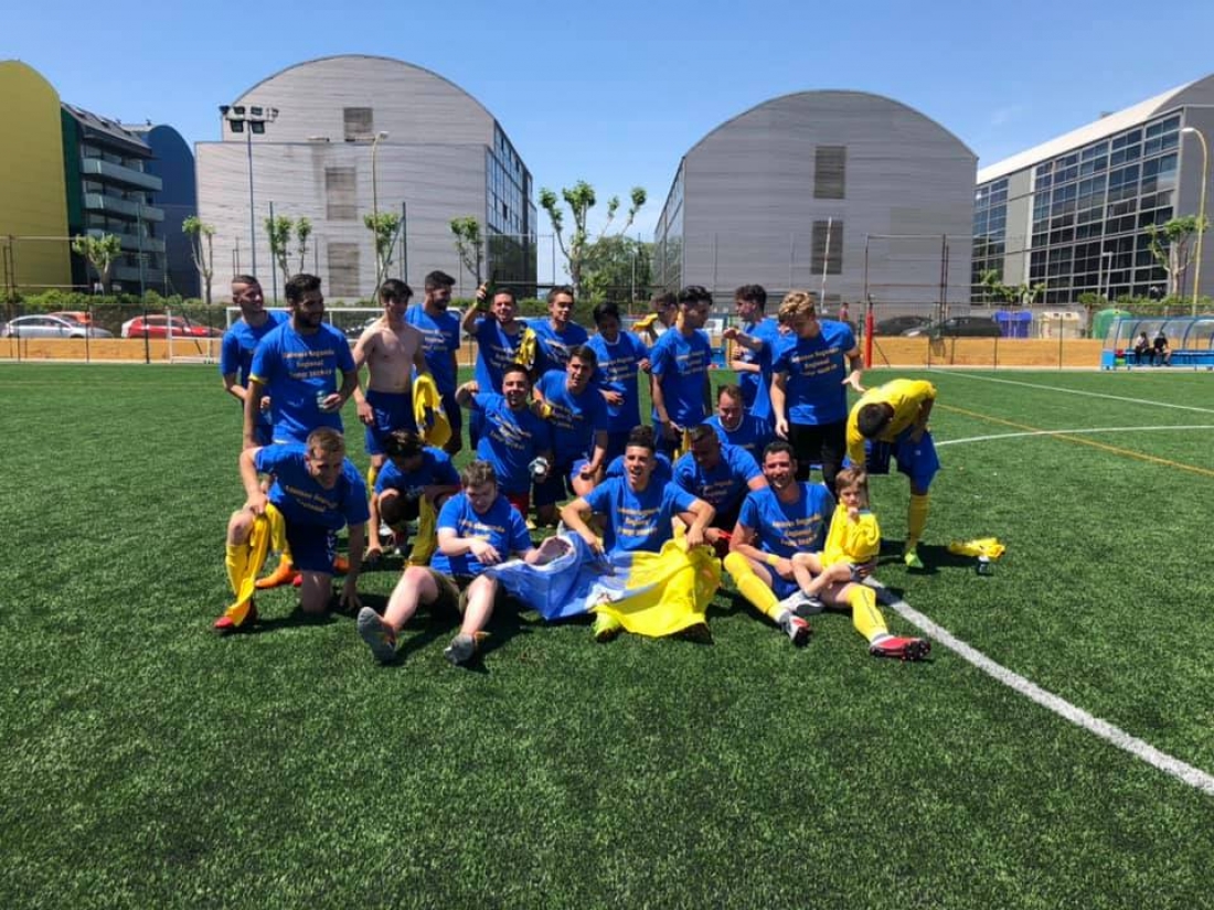 El equipo de fútbol senior del CDM Ajalvir consigue el ascenso a Segunda Regional