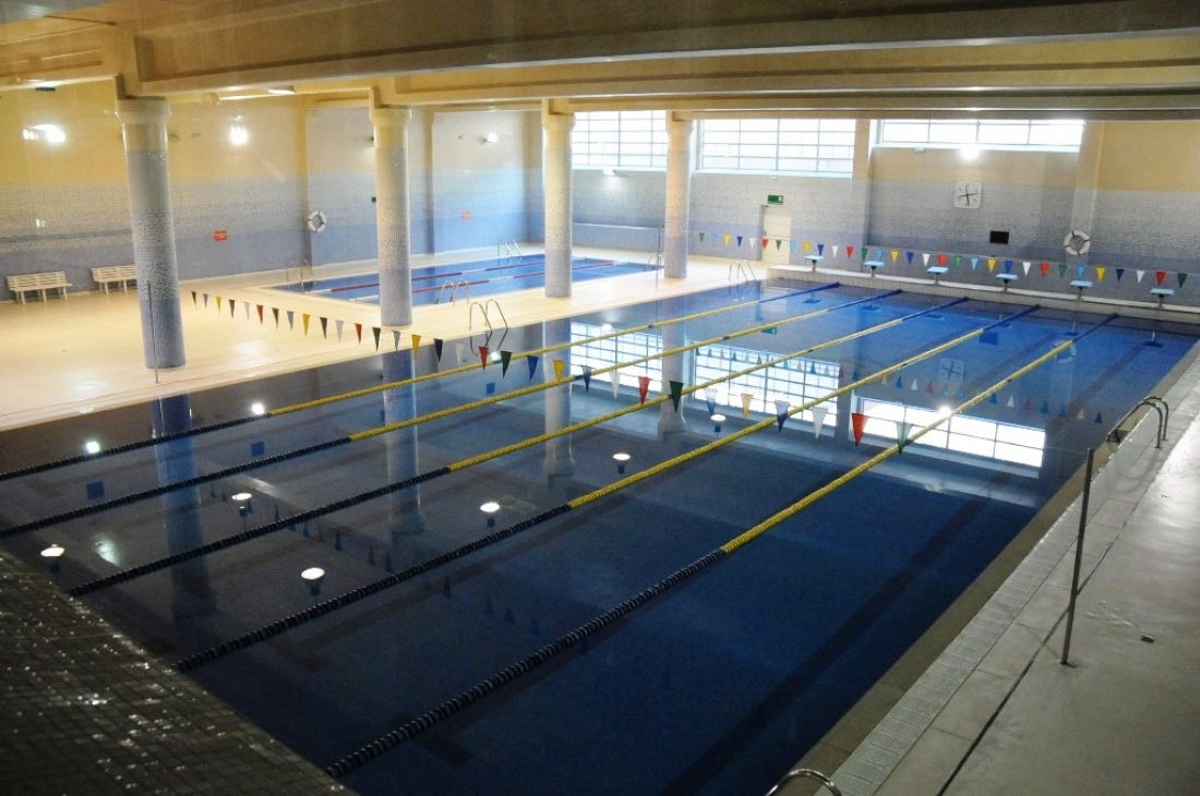 PISCINA CUBIERTA COLEGIO MIRAMADRID