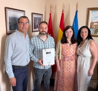 OCÉANOS DE TINTA ENTREGA A AJALVIR OBRA EXCLUSIVA SOBRE LA CONCESIÓN DE PRIVILEGIO REAL
