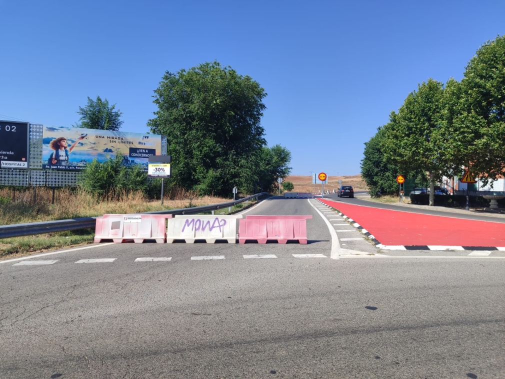 AVISO POR CORTE DE CARRETERA M-113