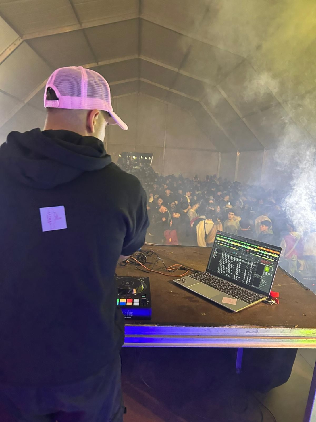 ACCESO CARPA DISCOMOVIL