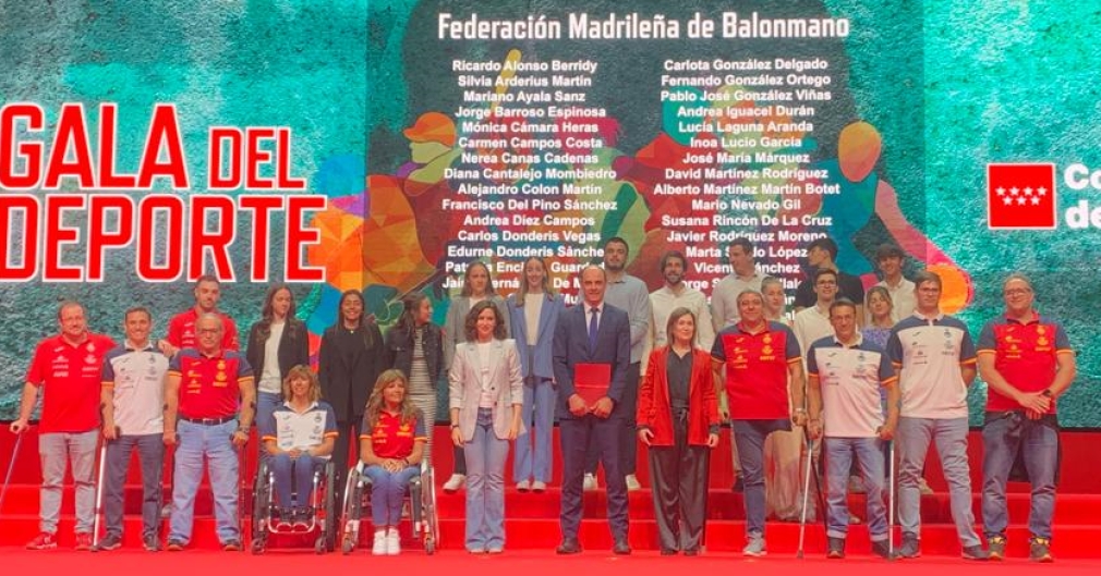Nuestra vecina Susana Rincón de la Cruz, fue premiada junto con la Federación Madrileña de Balonmano en la Gala del Deporte de la Comunidad de Madrid.